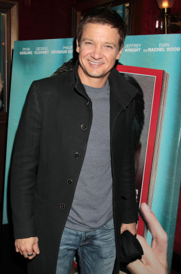 Jeremy Renner pic #607591