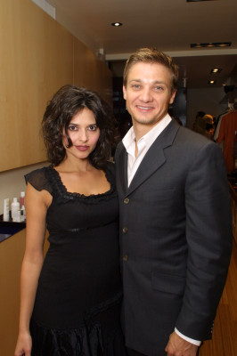 Jeremy Renner pic #609419