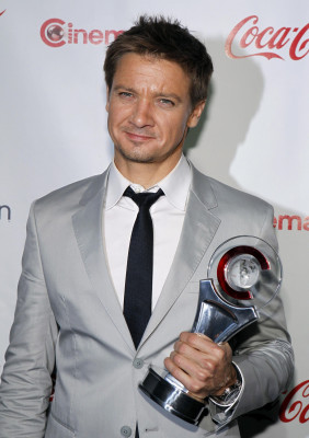 photo 24 in Jeremy Renner gallery [id624227] 2013-04-10 00:00:00