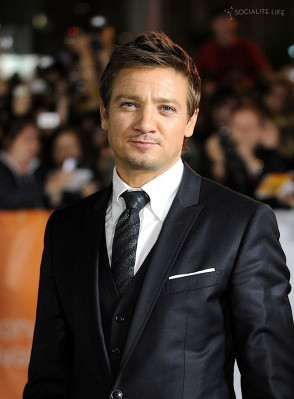 Jeremy Renner pic #300208