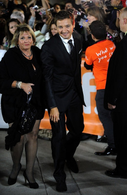 Jeremy Renner pic #300209
