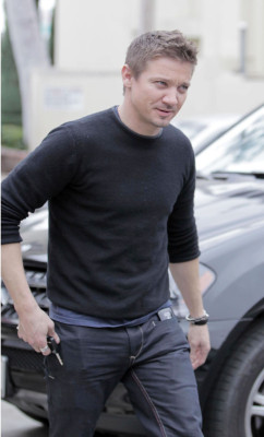 Jeremy Renner pic #347012