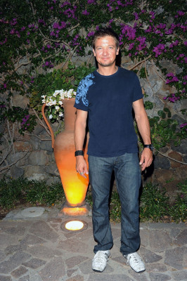 Jeremy Renner pic #346241