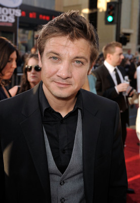 Jeremy Renner pic #346551
