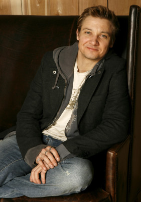 Jeremy Renner pic #604575