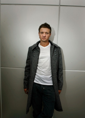 Jeremy Renner pic #605487