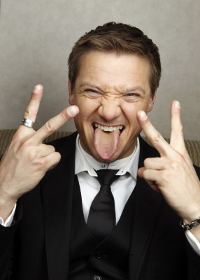 Jeremy Renner pic #555296