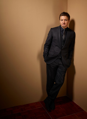 Jeremy Renner pic #555294