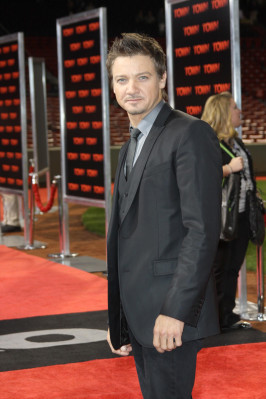 photo 26 in Jeremy Renner gallery [id635489] 2013-05-20 00:00:00