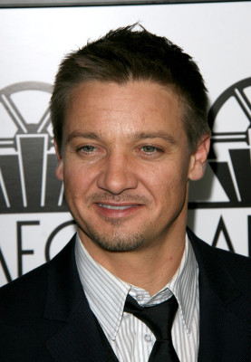 photo 15 in Jeremy Renner gallery [id636712] 2013-05-23 00:00:00