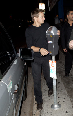 Jeremy Renner pic #649846