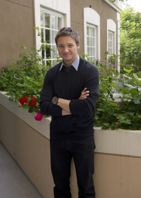 Jeremy Renner pic #616286