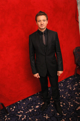 Jeremy Renner pic #604423