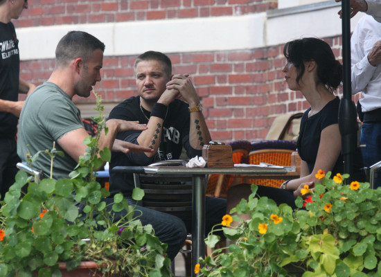 Jeremy Renner pic #613671