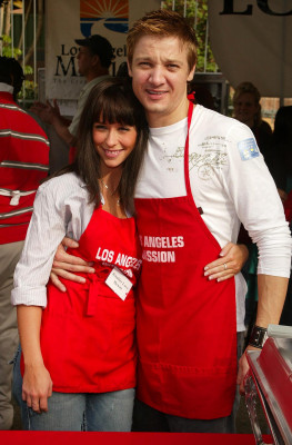 photo 20 in Jeremy Renner gallery [id280995] 2010-07-27 00:00:00
