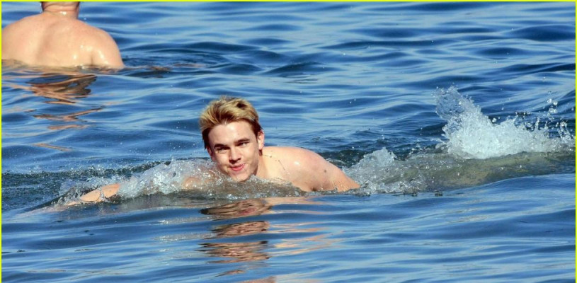 Jesse McCartney pic #702848