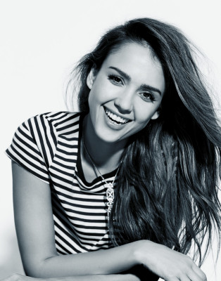 Jessica Alba (MADAME FIGARO) 2017