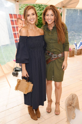 Jessica Alba – The GREAT Adventure in East Hampton, New York