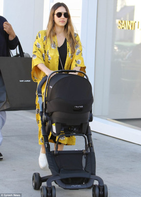 Jessica Alba pic #1039985