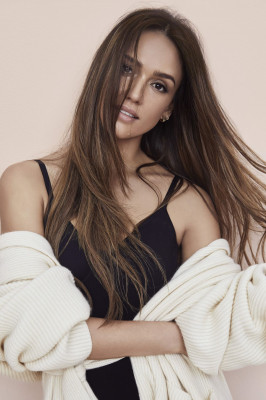 Jessica Alba – Health Magazine April 2019