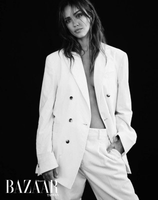 JESSICA ALBA in Harper’s Bazaar Magazine, Taiwan September 2019
