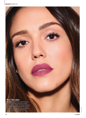 Jessica Alba – Madonna Magazine 07/25/2019 Issue