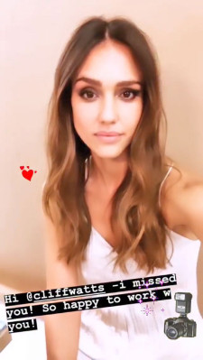 Jessica Alba – Photoshoot BTS 03/02/2019