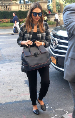 Jessica Alba pic #907663