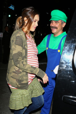 Jessica Alba – Kelly Rowland’s Halloween Bash in West Hollywood