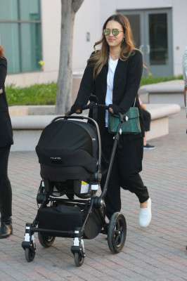 Jessica Alba Out in Los Angeles 02/05/2018