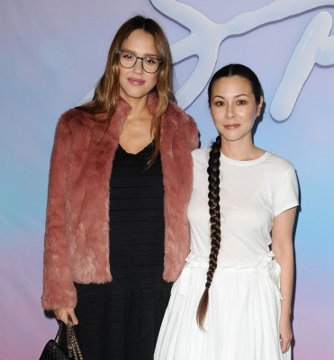 Jessica Alba – “SPF-18” Premiere in Los Angeles 