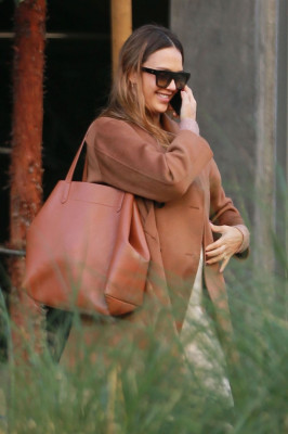 Jessica Alba Talking on Her Phone – Los Angeles 