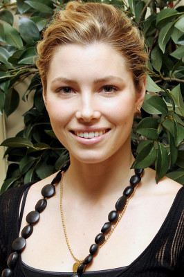 photo 21 in Jessica Biel gallery [id220588] 2009-12-11 00:00:00