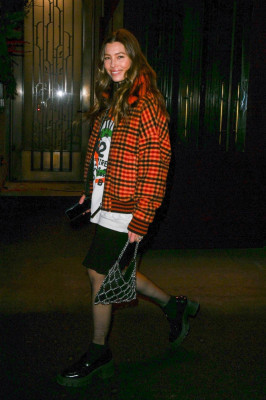 Jessica Biel – Out in New York