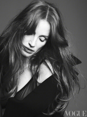 Jessica Chastain by Ben Hassett for Vogue China (Dec 2021)