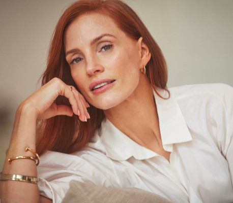 Jessica Chastain for TRUE BOTANICALS AMBASSADOR 2024