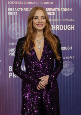 Jessica Chastain – Breakthrough Prize Ceremony in Los Angeles 