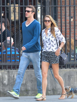 Jessica Hart pic #665749