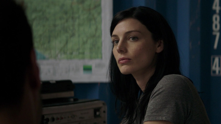 Jessica Pare - Seal Team (2017) 1x01 &#039;Tip Of The Spear&#039;