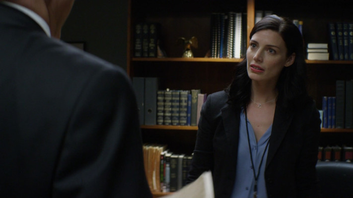 Jessica Pare - Seal Team (2017) 1x04 &#039;Ghosts Of Christmas Future&#039;