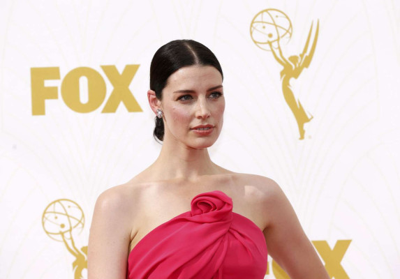 Jessica Pare - 67th Primetime Emmy Awards in Los Angeles 09/20/2015