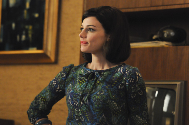 Jessica Pare - Mad Men (2012) 5x07 &#039;At the Codfish Ball&#039;
