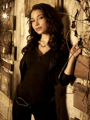Jessica Parker Kennedy pic #516970