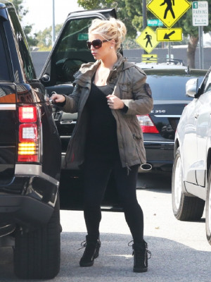 photo 8 in Jessica Simpson gallery [id608572] 2013-02-24 00:00:00
