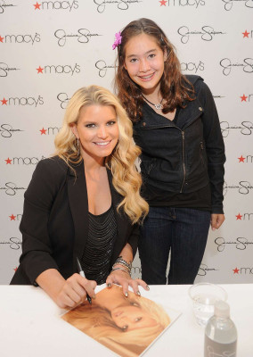 Jessica Simpson pic #425528