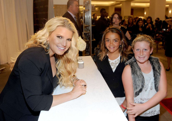Jessica Simpson pic #425526