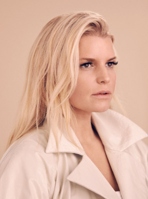JESSICA SIMPSON in Glamour Magazine, Honesty Issue 2020
