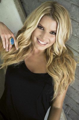 Jessica Simpson pic #215930