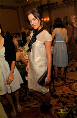 Jessica Stroup pic #156699