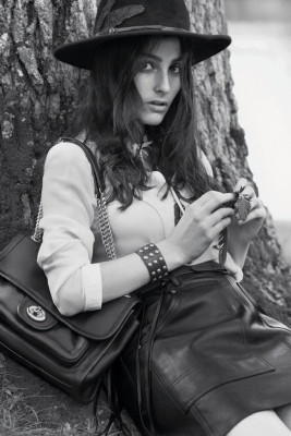 photo 3 in Jillian Banks (singer) gallery [id765767] 2014-10-19 00:00:00